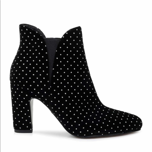 Badgley Mischka Booties - Picture 2 of 7